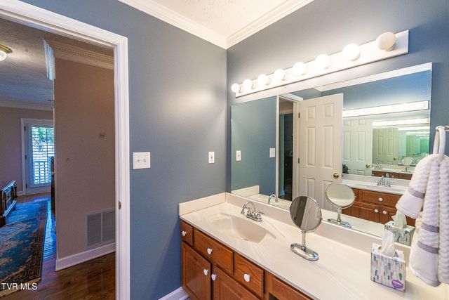 1091 Haynes Valley Road, Gate City, VA 24251