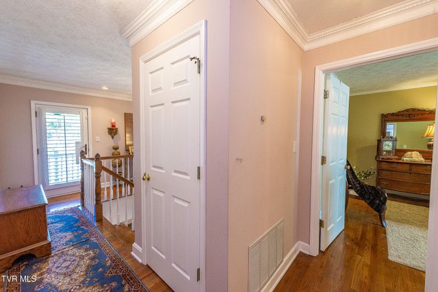 1091 Haynes Valley Road, Gate City, VA 24251