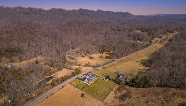 1091 Haynes Valley Road, Gate City, VA 24251
