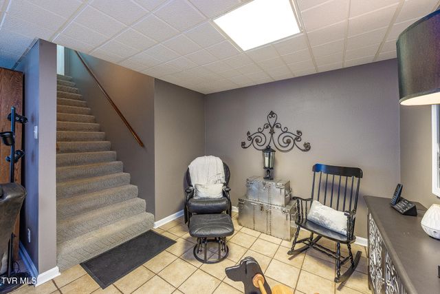 1091 Haynes Valley Road, Gate City, VA 24251