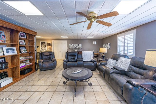 1091 Haynes Valley Road, Gate City, VA 24251