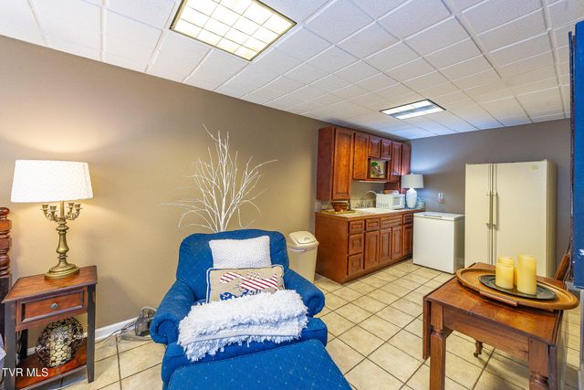 1091 Haynes Valley Road, Gate City, VA 24251