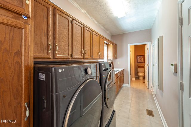 1091 Haynes Valley Road, Gate City, VA 24251