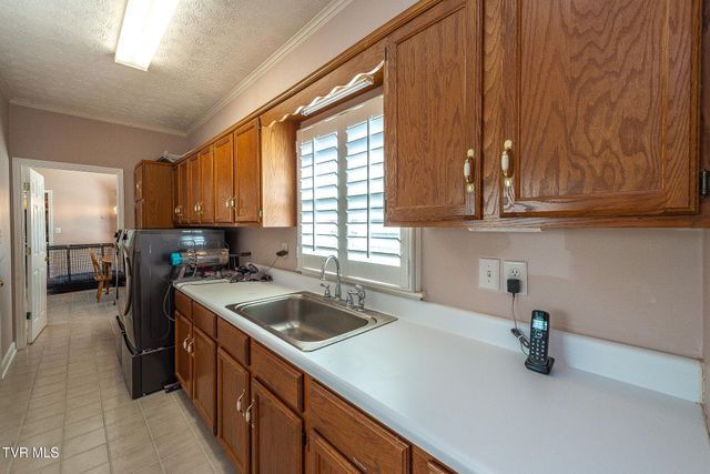 1091 Haynes Valley Road, Gate City, VA 24251