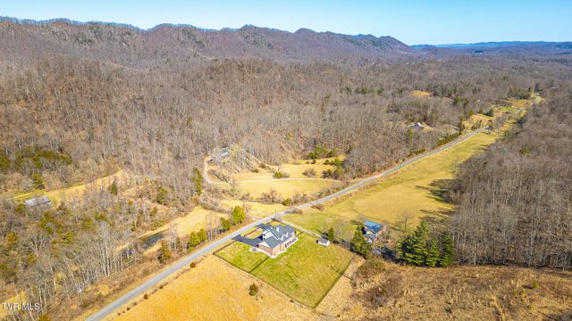 1091 Haynes Valley Road, Gate City, VA 24251
