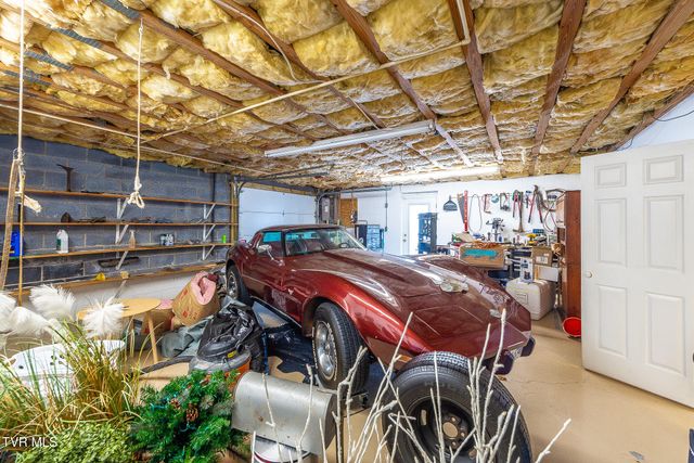 1091 Haynes Valley Road, Gate City, VA 24251