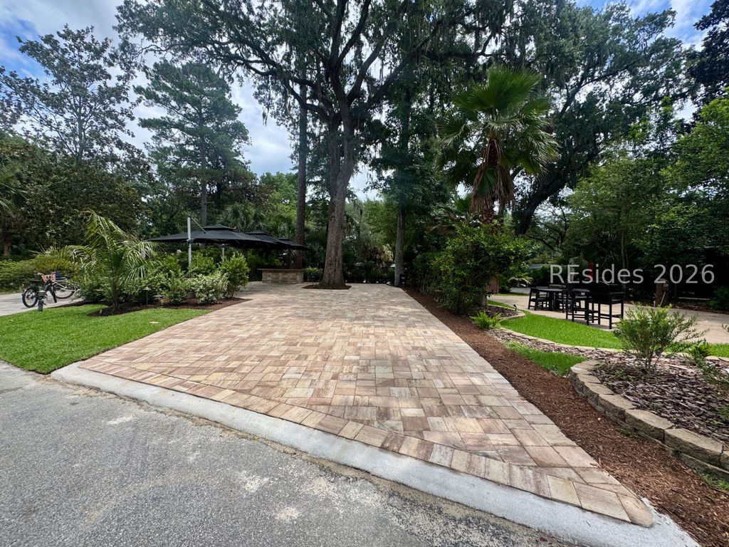 133 Arrow Road 232, Hilton Head Island, SC 29928