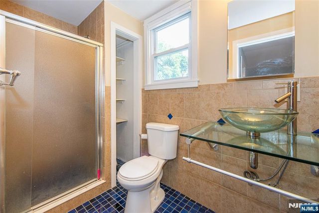 411 Berkeley Avenue, Bloomfield, NJ 07003