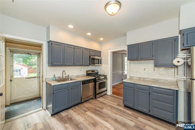 411 Berkeley Avenue, Bloomfield, NJ 07003
