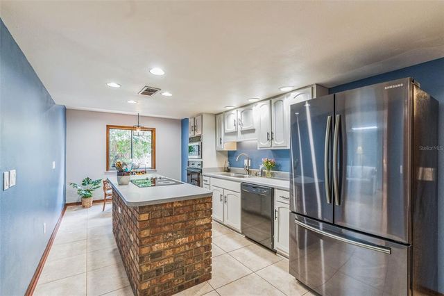 568 GAINSBORO STREET, Deltona, FL 32725