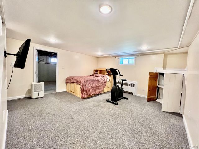 31 Edward Street, Lynbrook, NY 11563