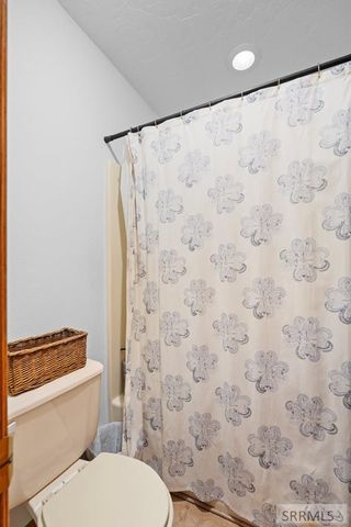 6002 E Sunnyside Road, Idaho Falls, ID 83406