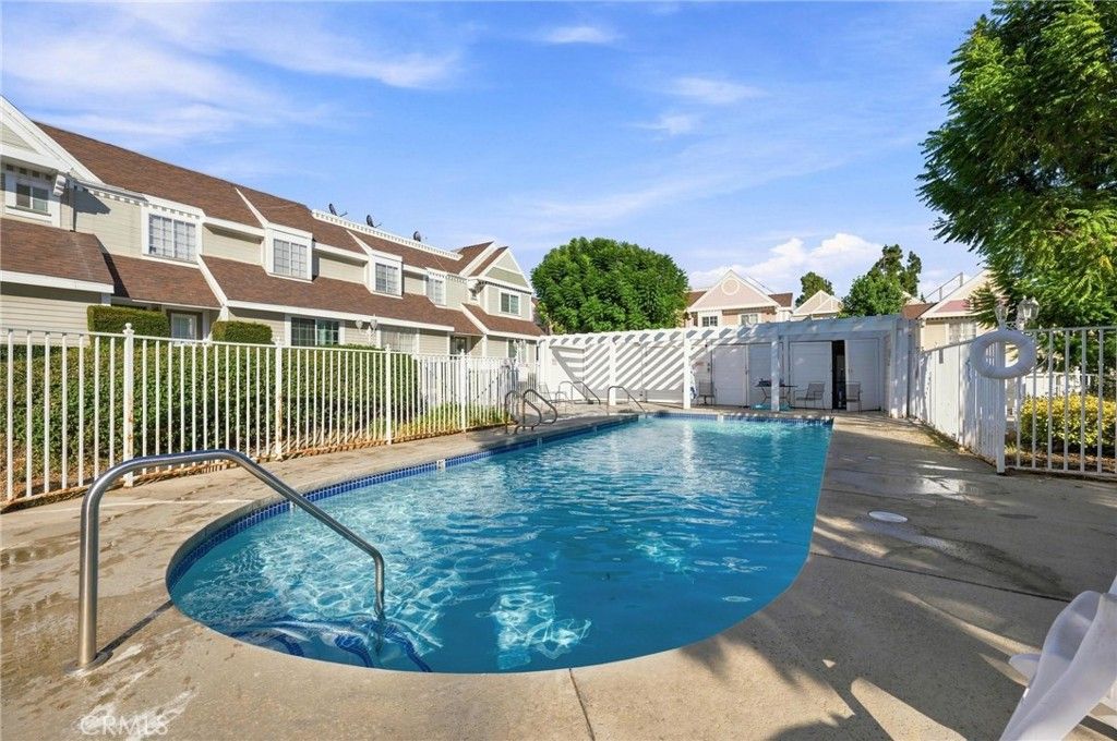 Image 18 of property listing at 13750 Hubbard Street 57, Sylmar, CA 91342