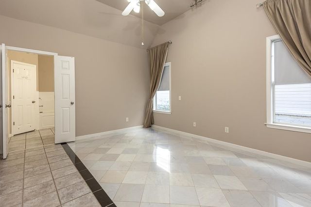 1283 FLEETS HARBOR DR, Memphis, TN 38103