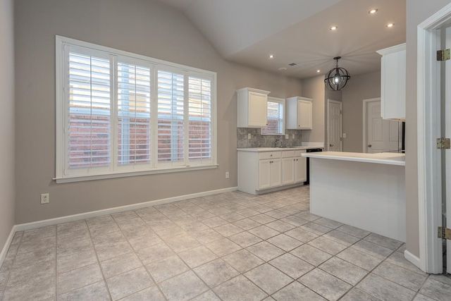 1283 FLEETS HARBOR DR, Memphis, TN 38103