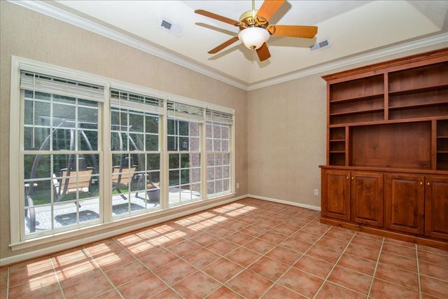 3348 Somercroft CT SW, Roanoke, VA 24014