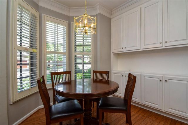 3348 Somercroft CT SW, Roanoke, VA 24014