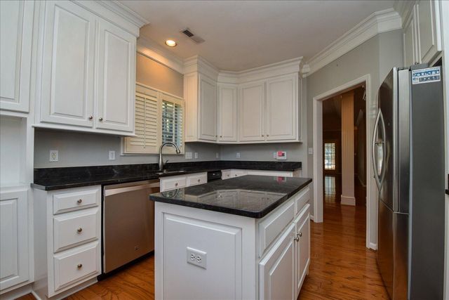 3348 Somercroft CT SW, Roanoke, VA 24014