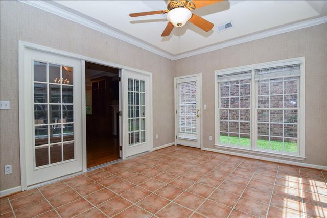 3348 Somercroft CT SW, Roanoke, VA 24014
