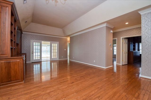 3348 Somercroft CT SW, Roanoke, VA 24014