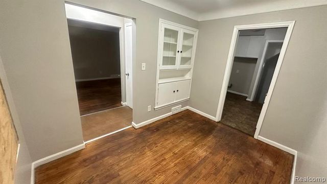 19126 Patton Street, Detroit, MI 48219