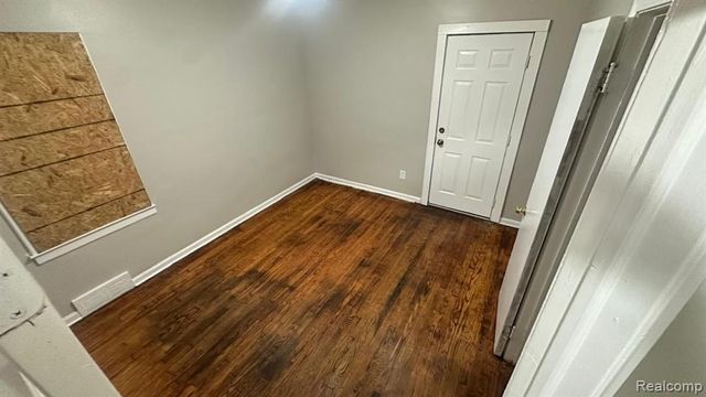 19126 Patton Street, Detroit, MI 48219