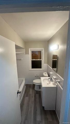 19126 Patton Street, Detroit, MI 48219