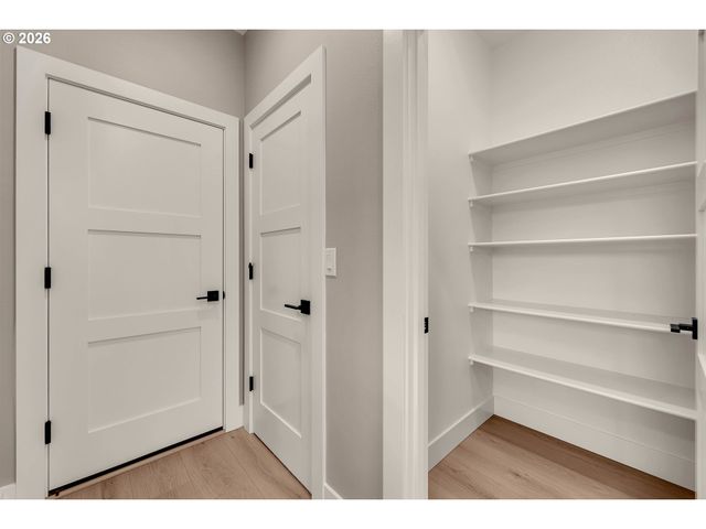 824 Se 35th St, Battle Ground, WA 98604