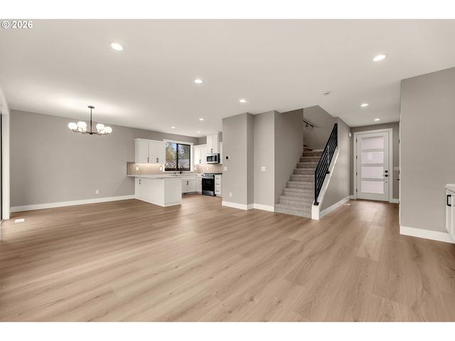 824 Se 35th St, Battle Ground, WA 98604