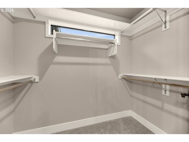 824 Se 35th St, Battle Ground, WA 98604