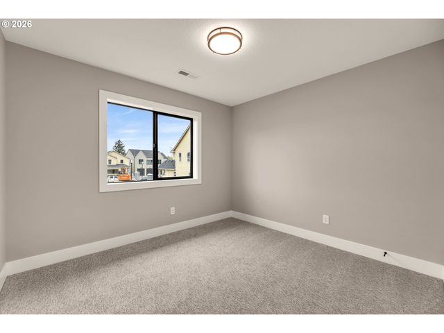 824 Se 35th St, Battle Ground, WA 98604