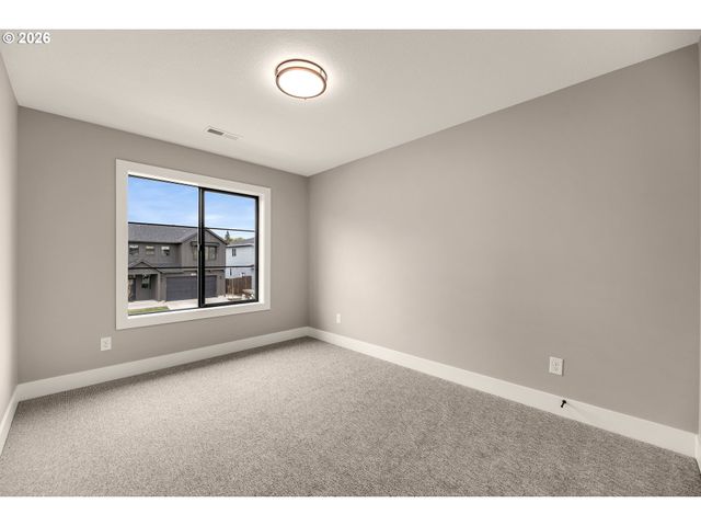 824 Se 35th St, Battle Ground, WA 98604