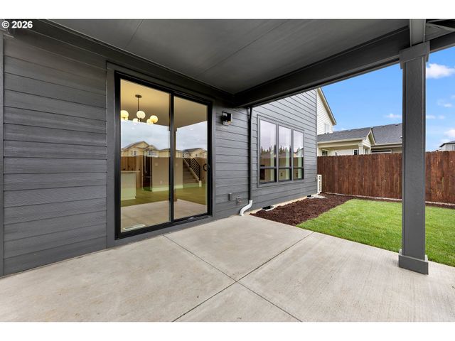 824 Se 35th St, Battle Ground, WA 98604