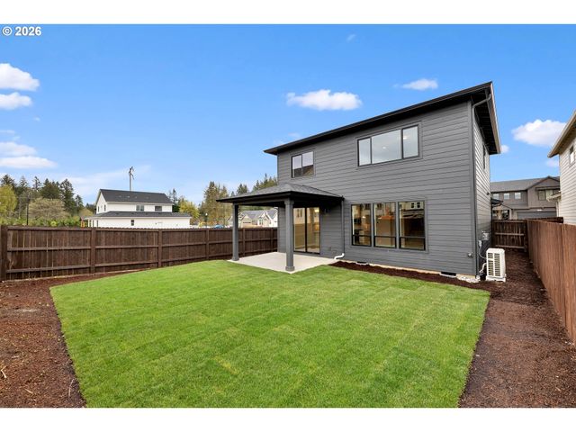 824 Se 35th St, Battle Ground, WA 98604