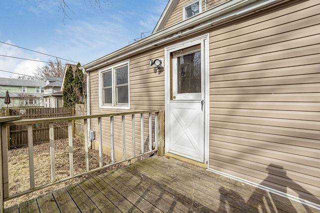 2738 11th Avenue C, Moline, IL 61265