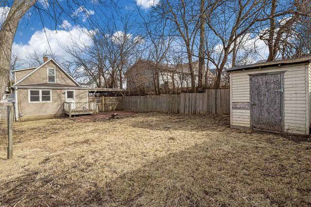 2738 11th Avenue C, Moline, IL 61265