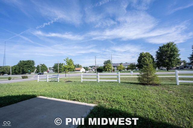 10828 Penwell Way, Indianapolis, IN 46235