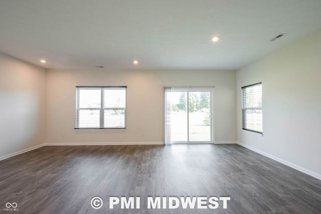 10828 Penwell Way, Indianapolis, IN 46235