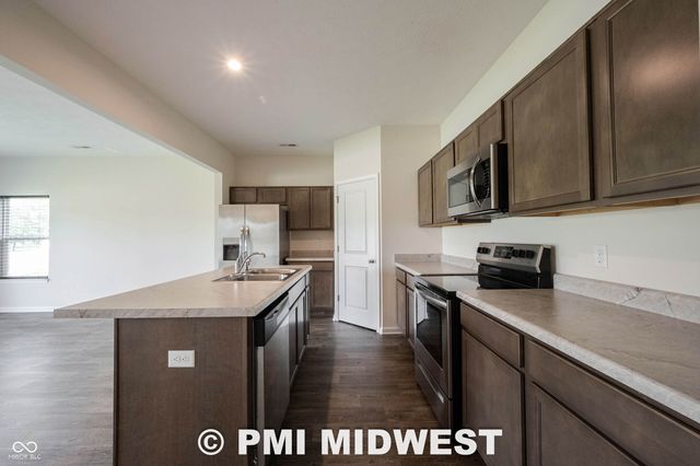10828 Penwell Way, Indianapolis, IN 46235