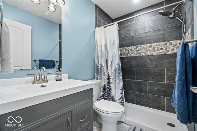 4229 Trace Wood Drive, Indianapolis, IN 46254