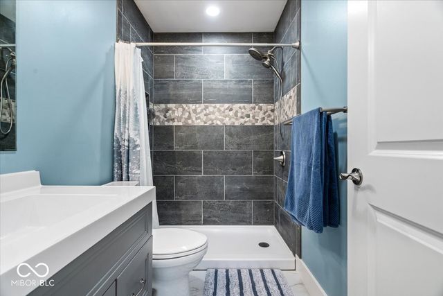 4229 Trace Wood Drive, Indianapolis, IN 46254