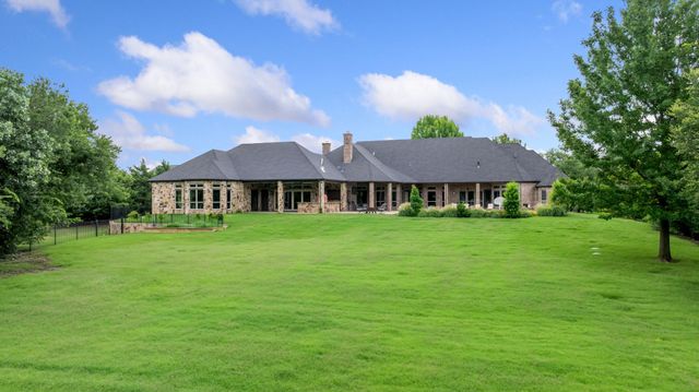 5455 Pebble Creek Drive, Celina, TX 75078