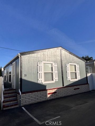 7560 Woodman 75, Van Nuys, CA 91405