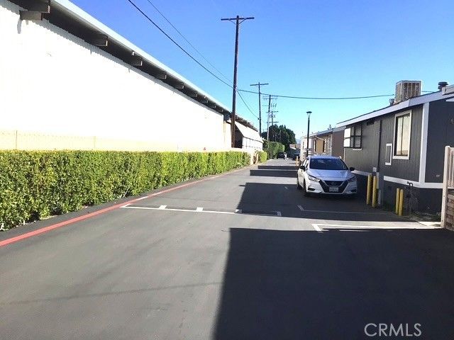 7560 Woodman 75, Van Nuys, CA 91405