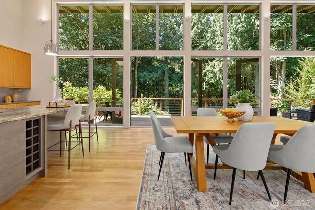 13123 Phelps Road NE, Bainbridge Island, WA 98110