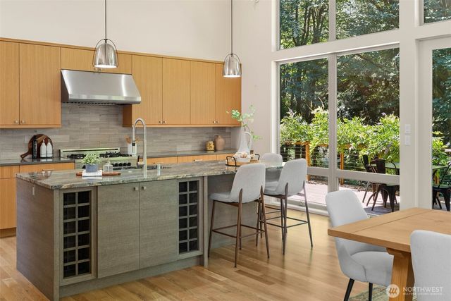 13123 Phelps Road NE, Bainbridge Island, WA 98110