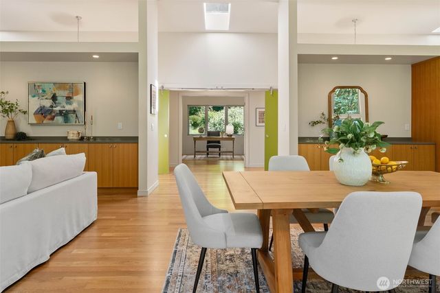 13123 Phelps Road NE, Bainbridge Island, WA 98110