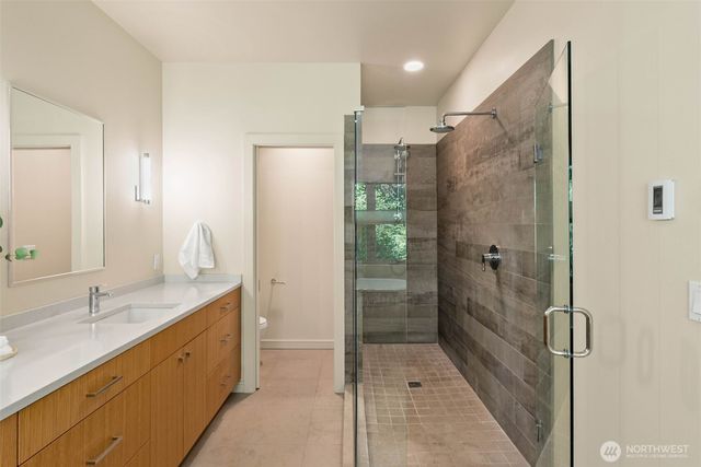 13123 Phelps Road NE, Bainbridge Island, WA 98110