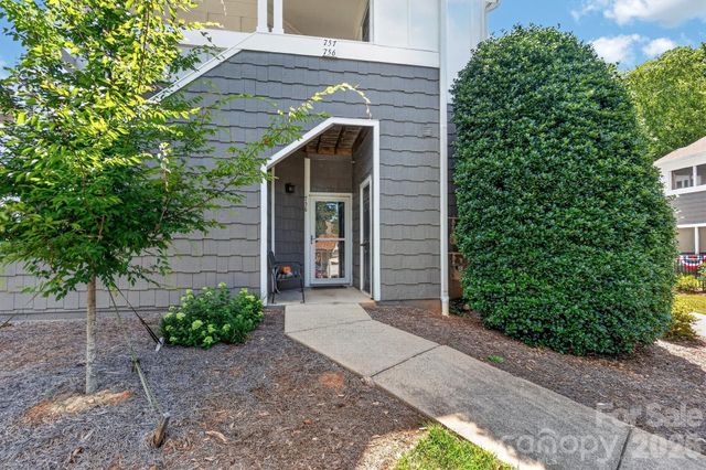 756 Southwest Drive, Davidson, NC 28036
