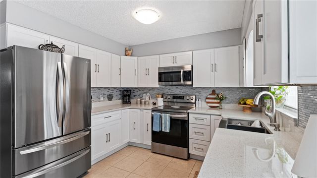 15106 SW 38TH CIRCLE, Ocala, FL 34473